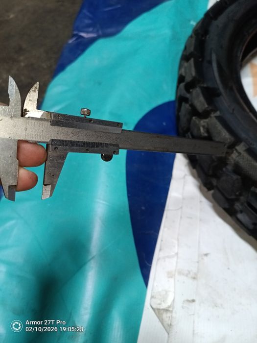 Продам покрышку для мотоцикла.