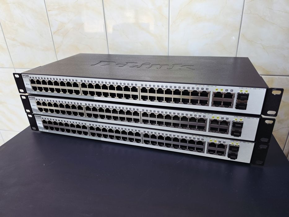 Настраиваемый Smart-коммутатор D-Link DES-1210(52 порта)