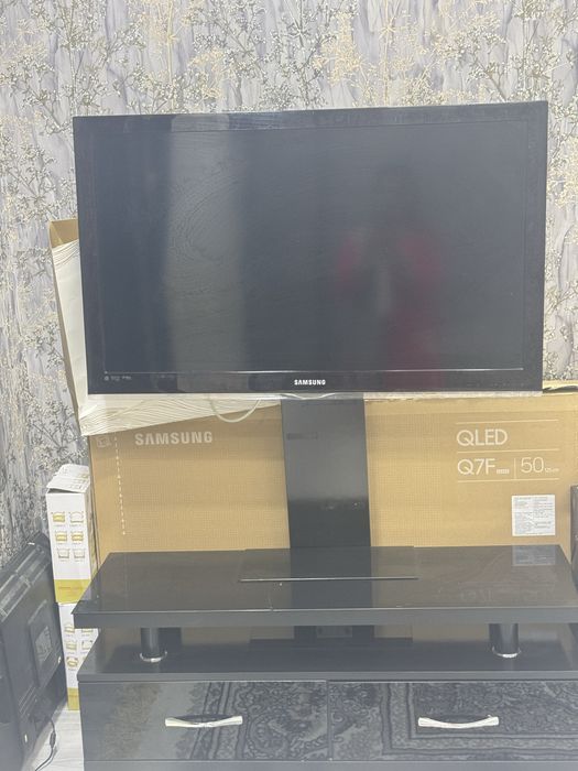Telivizor sotiladi samsung