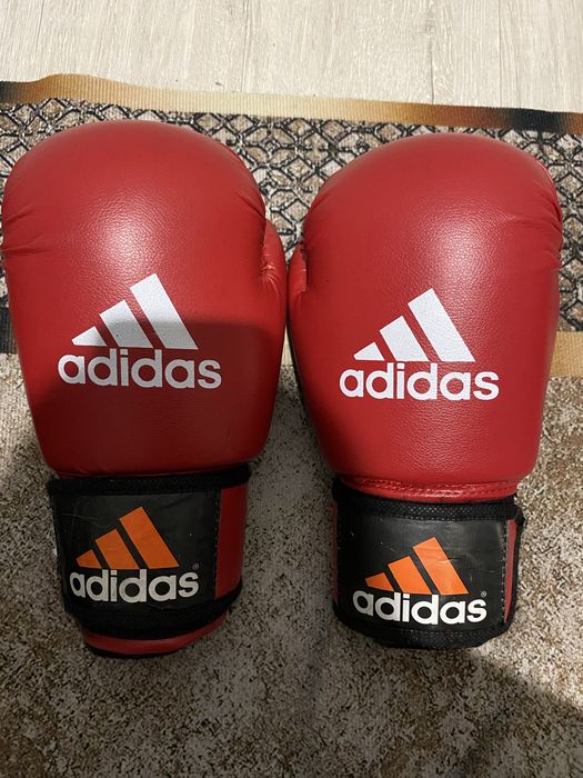 перчатка для бокса