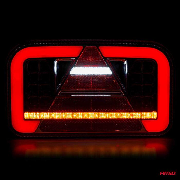 LED стоп за ремарке 12–24V – комбиниран с динамичен мигач