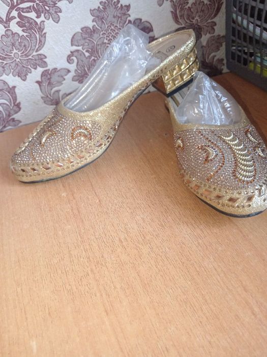 2 xil sarpobop oyoq kiym