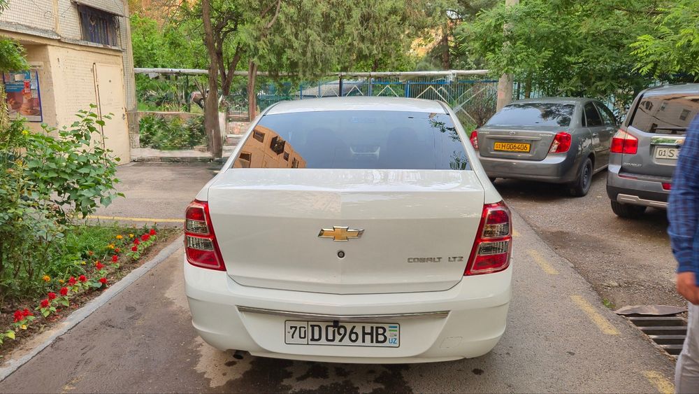 Chevrolet Cobalt 2014 — 2