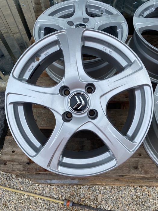 16 Цола 4 х 108 мм Пежо , Ситроен , Peugeot , Citroen