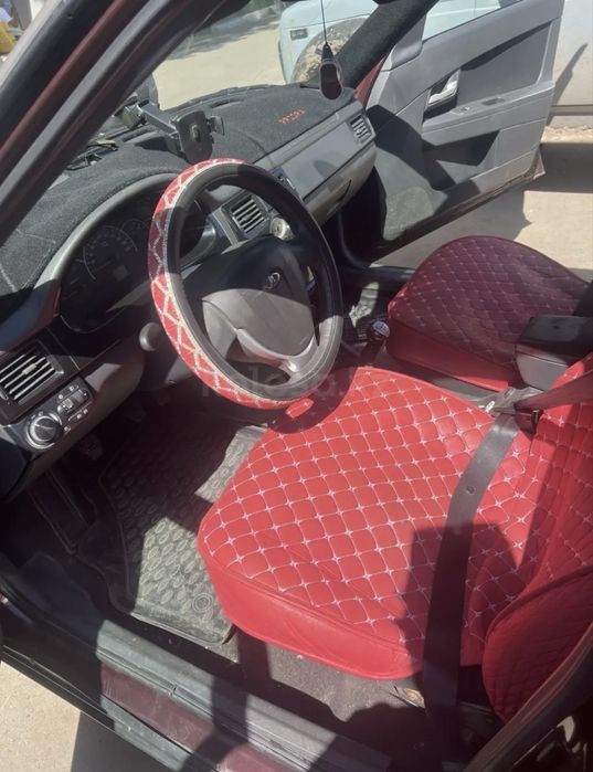 Продам Lada Priora 2013 года (люкс)