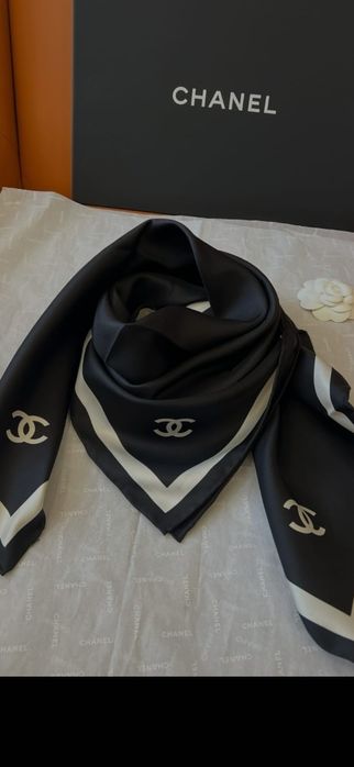 Eșarfe Chanel model 2026, 100% mătase, 90×90cm, 2 modele
