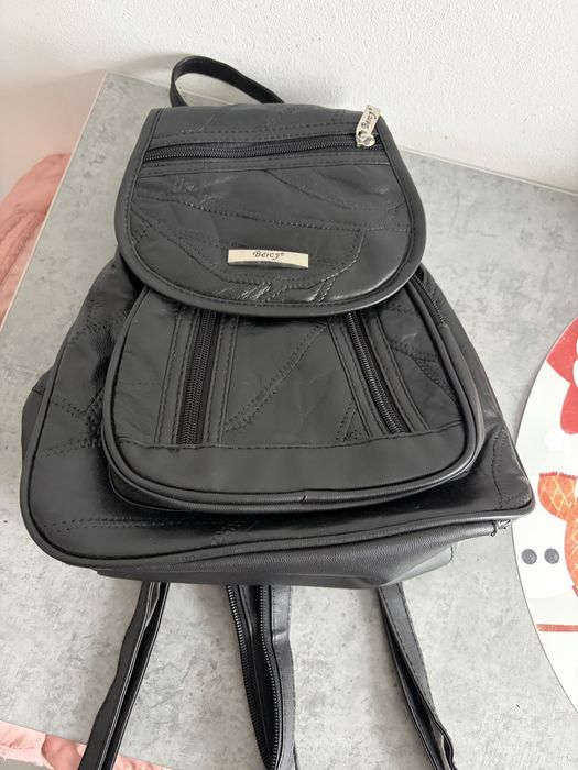 Rucsac din piele