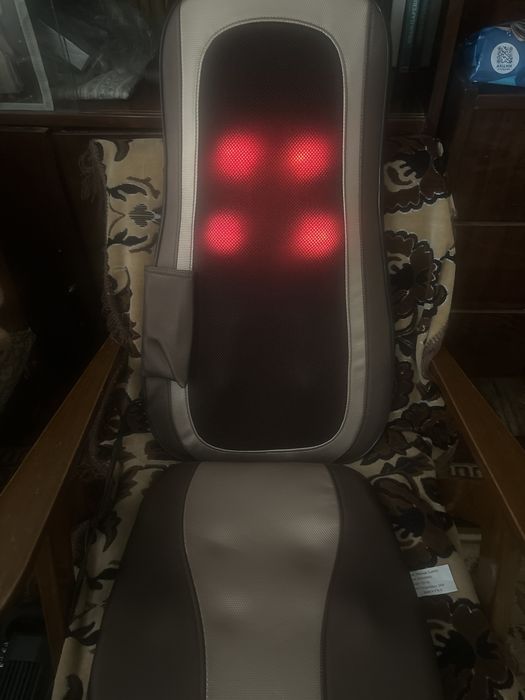 Массажное кресло