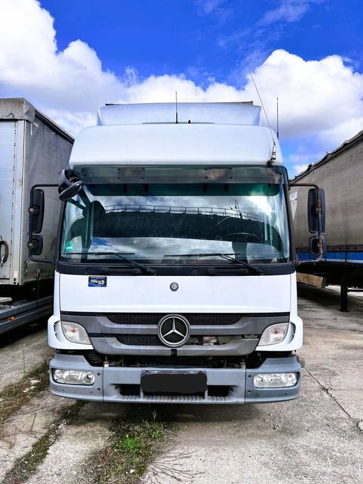 Mercedes-Benz ATEGO 822 Ansamblu cap tractor + prelata