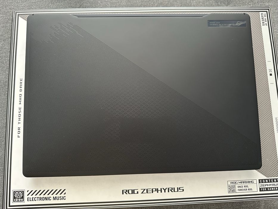 Asus Rog Zephyrus M16