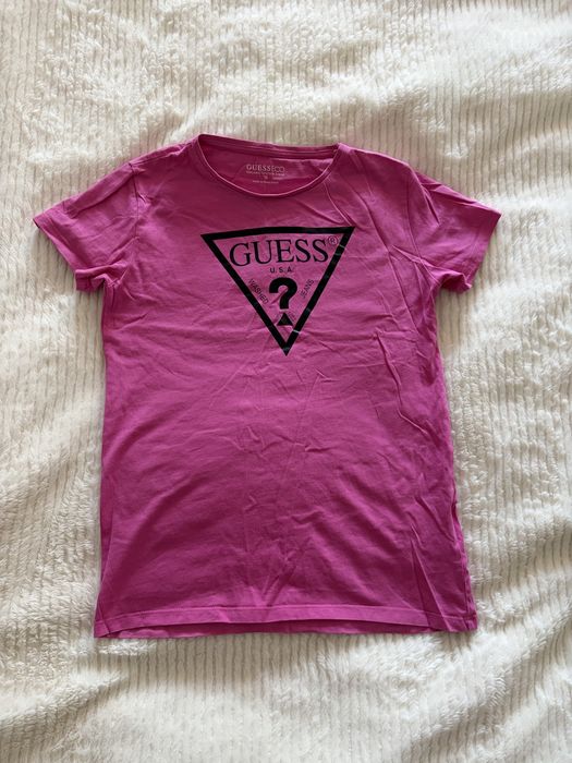Две тениски guess с подарък - трета levis