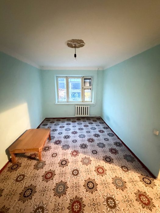 Срочно Продаеться 1-комнатная квартира городе Чирчике районе Акавак