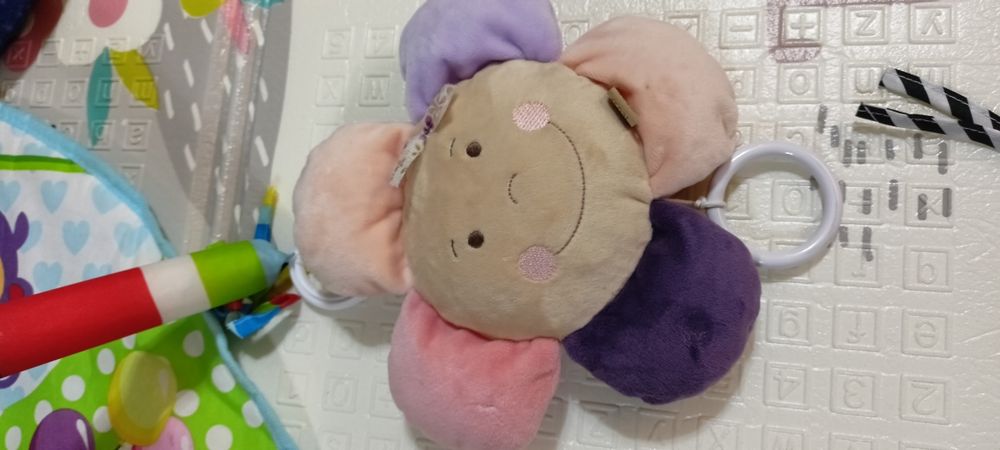 Различни Бебешки играчки