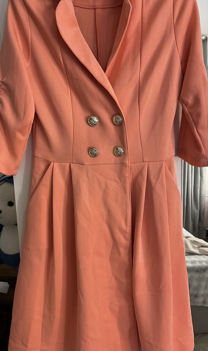 Продам женскую одежду