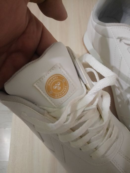Hummel Маратонки, чисто нови само мерени.