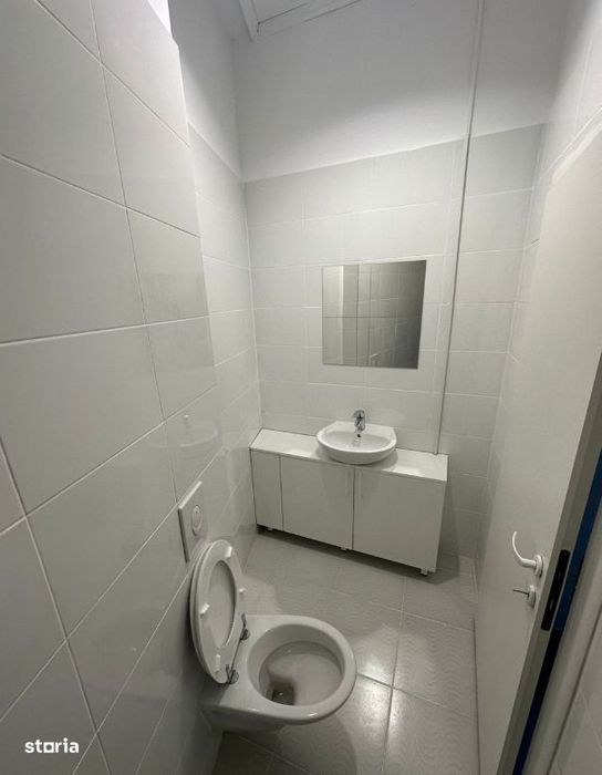 Zona Mosilor stradal 180 mp S+P vizibilitate buna