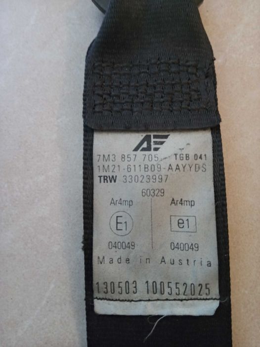 Прдпазен колан за vw Sharan