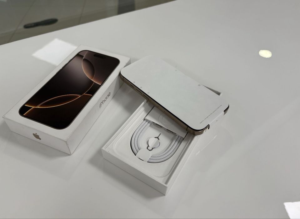 Iphone 16 Pro Max 256 Gb Като Нов с Гаранция 1 година