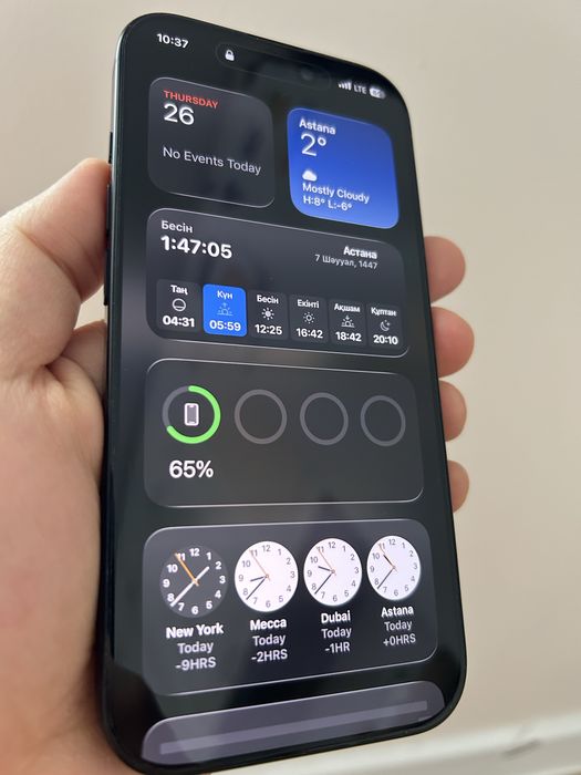 IPhone 16 pro чёрный титан 256Гб