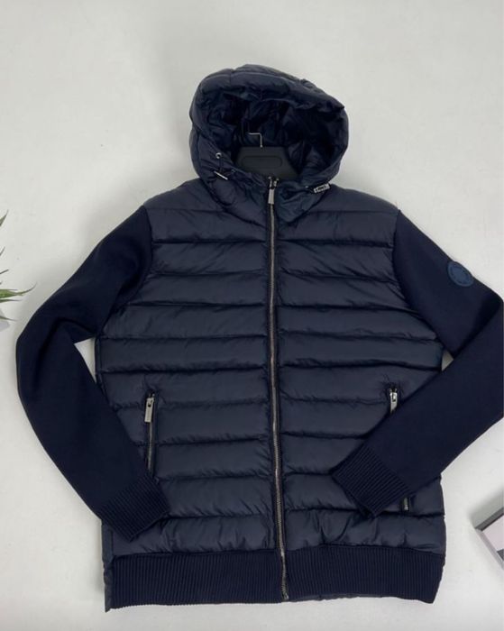 Продам куртку