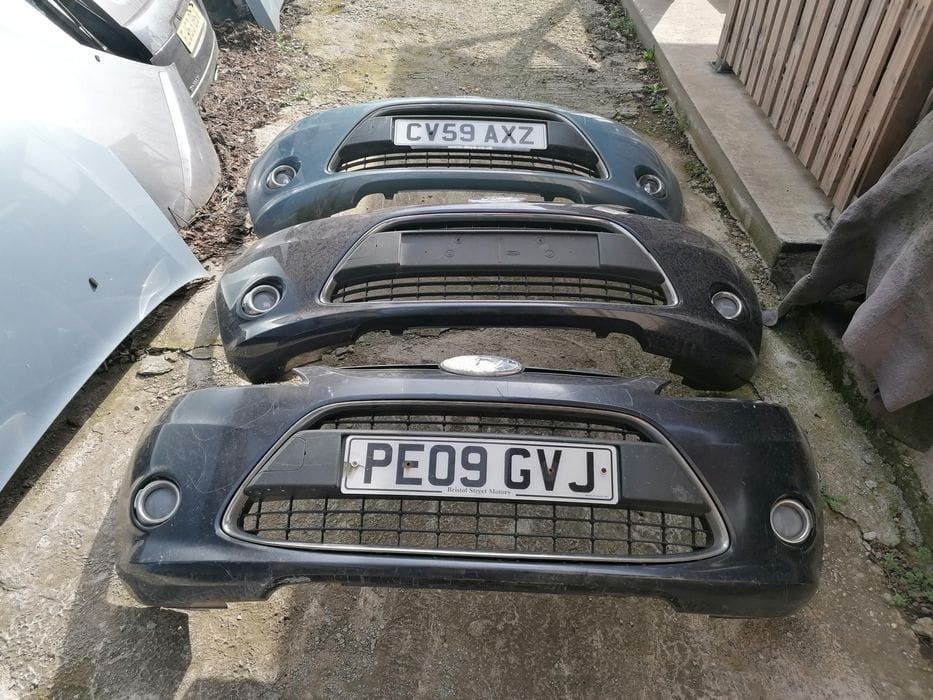 Capota bara fata aripa trager bara spate far Ford Fiesta,, mk6