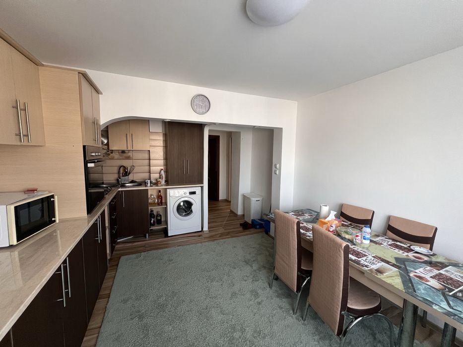 Apartament 3 camere, locație premium – faleză + vedere la Dunăre + garaj