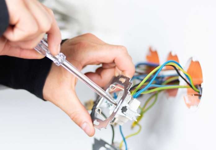 Электрик Медеуский район