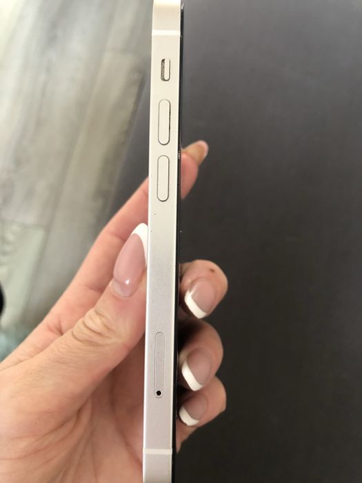 Iphone 12mini ,почти отлично състояние