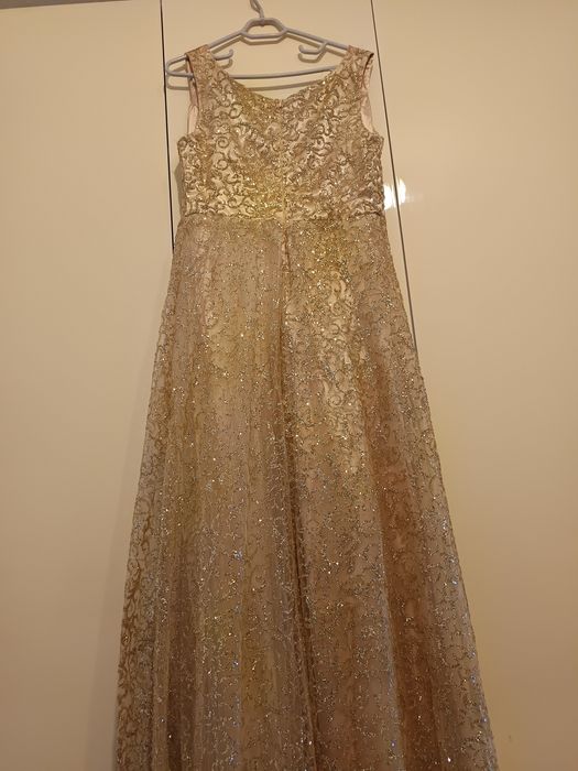 Чисто нова бална рокля + чанта