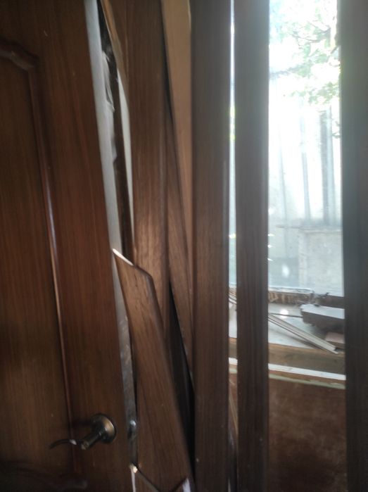 Продам межкомнатные двери