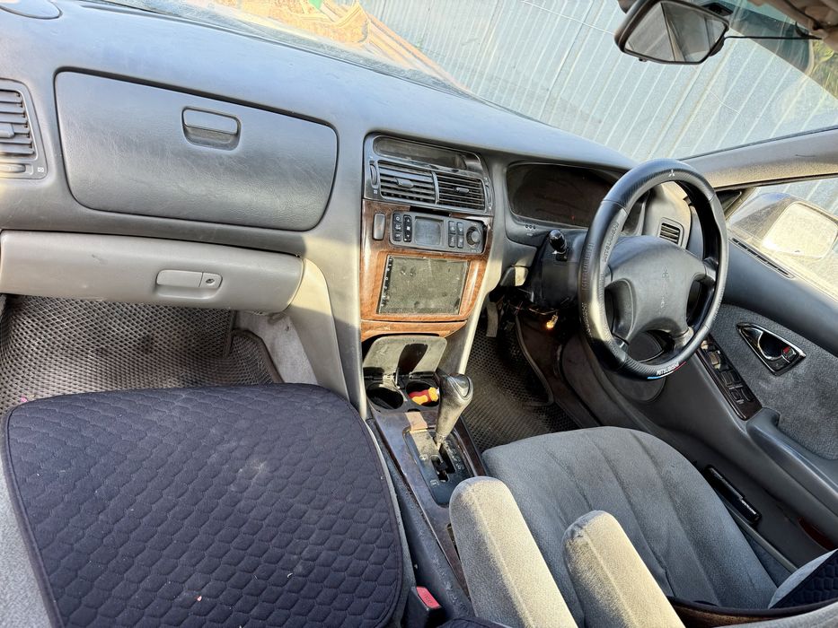 Mitsubishi Diamante 1996г