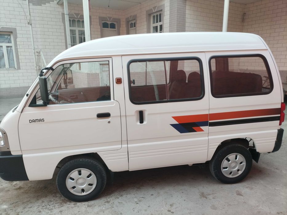 Damas sotiladi oʻzimni mashinam rangi oq kraskasi toza 37 min yurgan