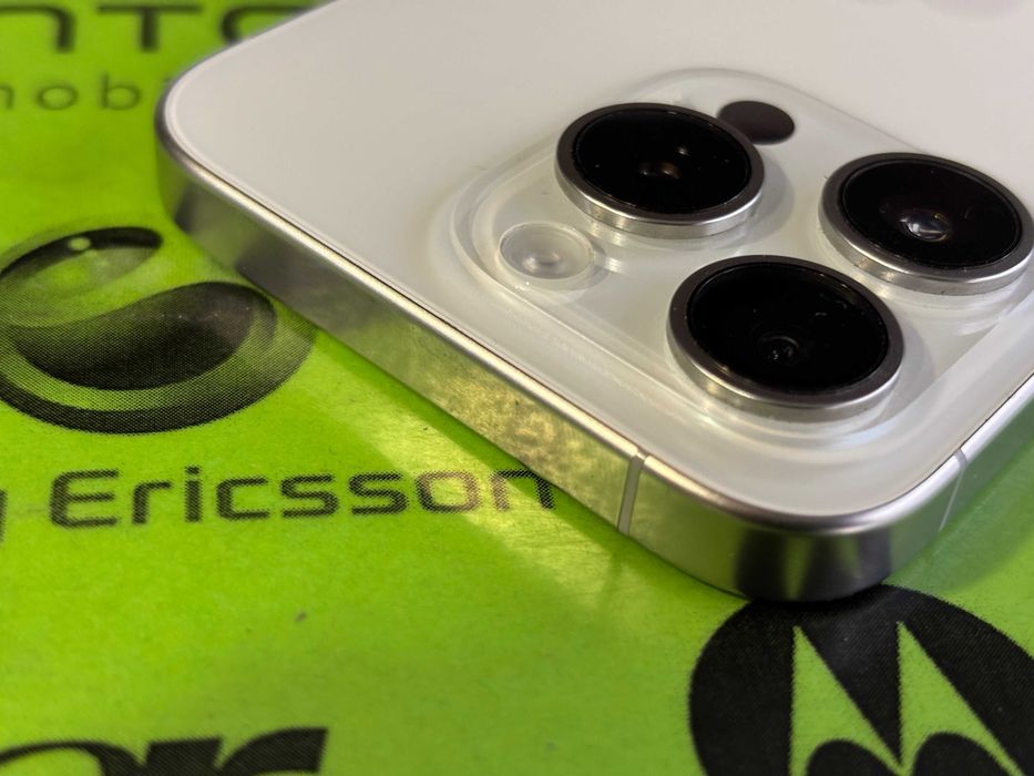 iPhone 15 Pro 128gb 93% батерия