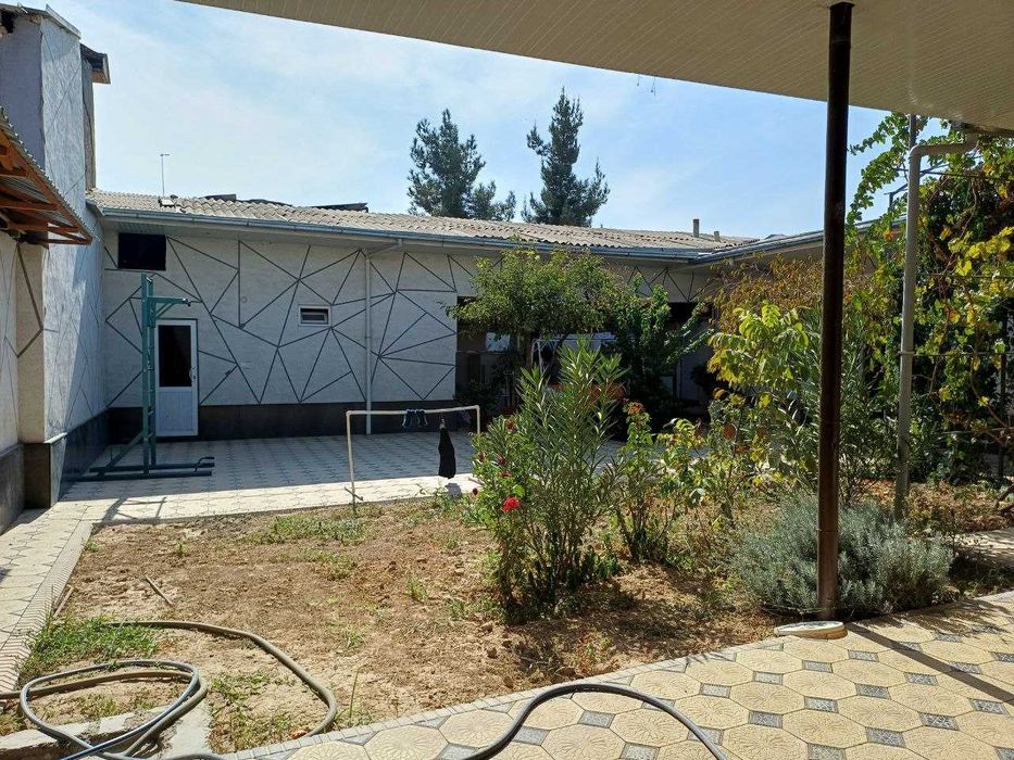 Продам дом на земельном участке