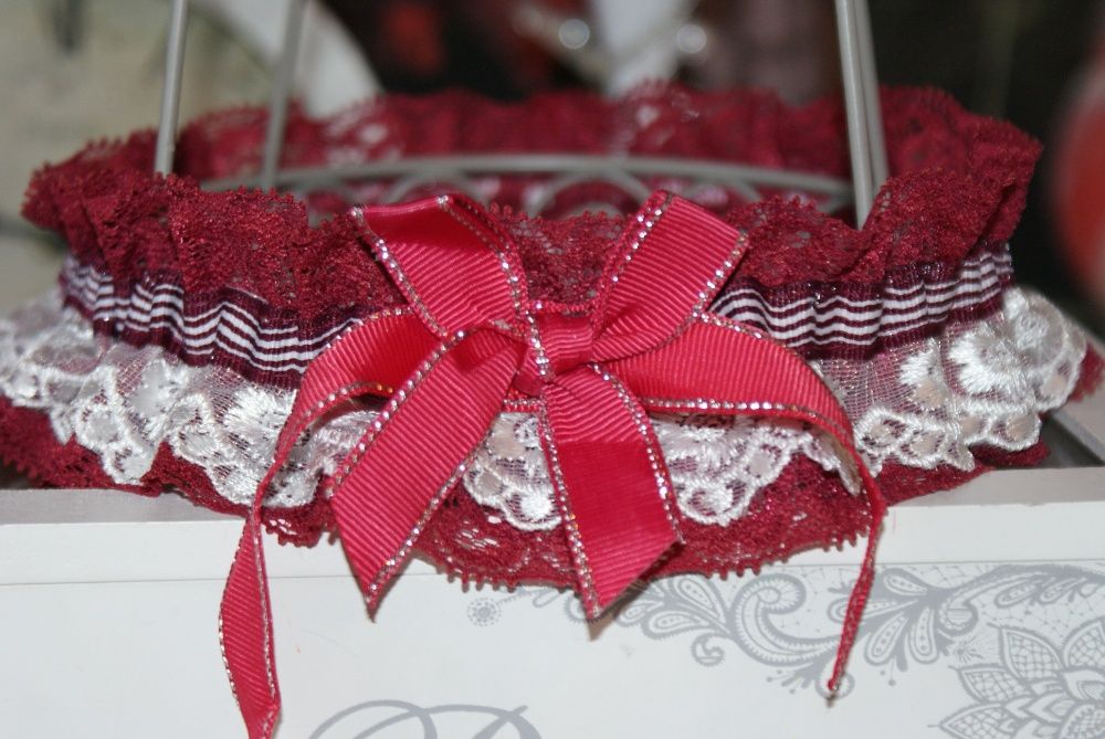 Jartiera mireasa NOUA hand made 100% in Romania Bridal garter
