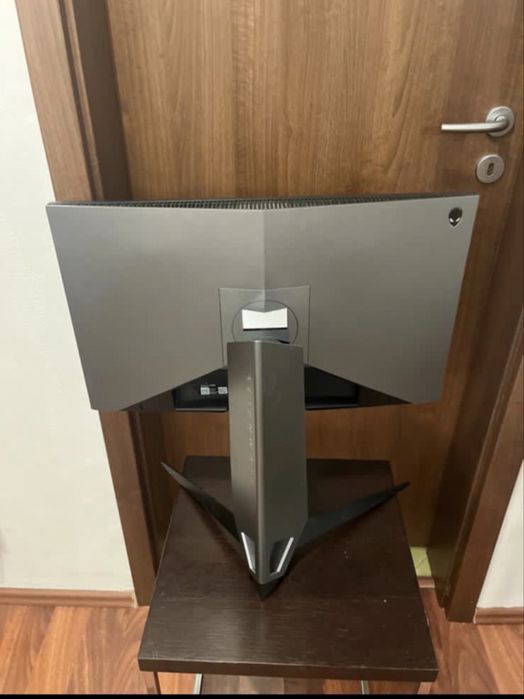 Vand monitor Alienware