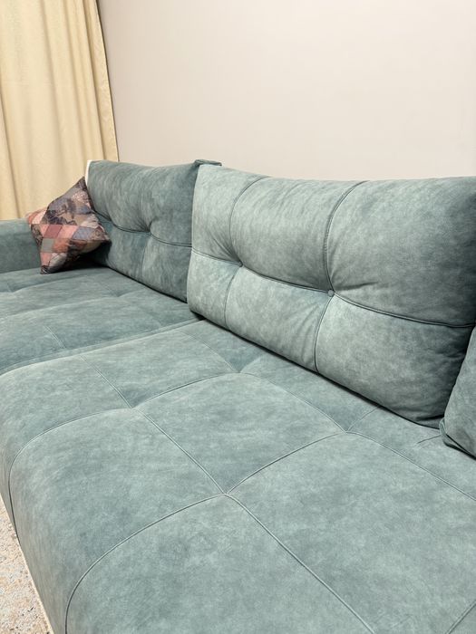 Продам диван 3.3 м