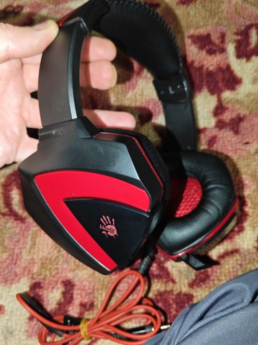 Оригинальные наушники от Bloody