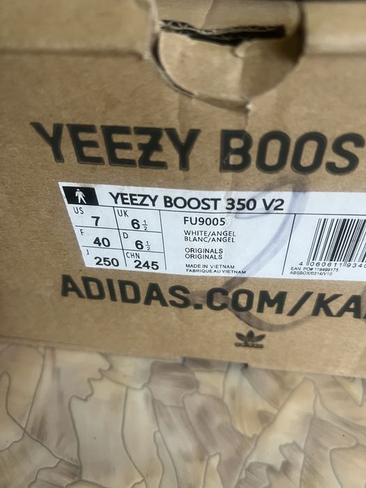 Продам кроссовки