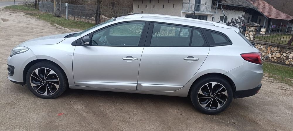 Renault Megane Facelift 2016 motor 1,5 diesel 110 cp euro 6 fara ad blue(Germania)