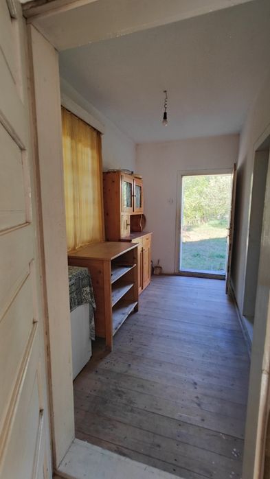 Vând casă+spatiu comercial