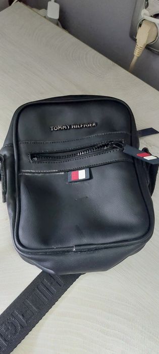 Мъжка чантичка Tomy Hilfiger