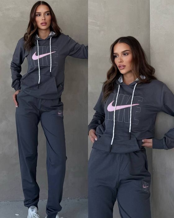 Treninguri Nike dama