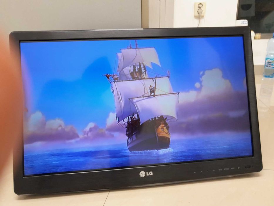 LED Телевизор LG