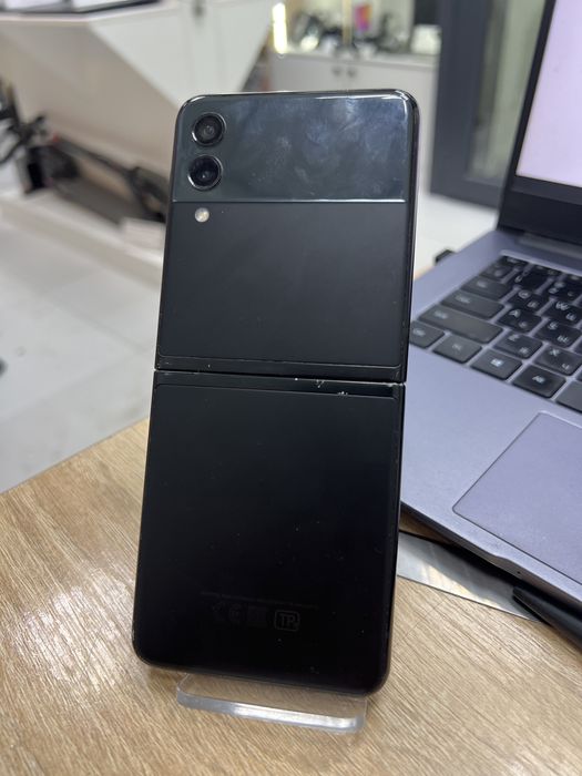 Samsung Z Flip3, 128gb (p25)