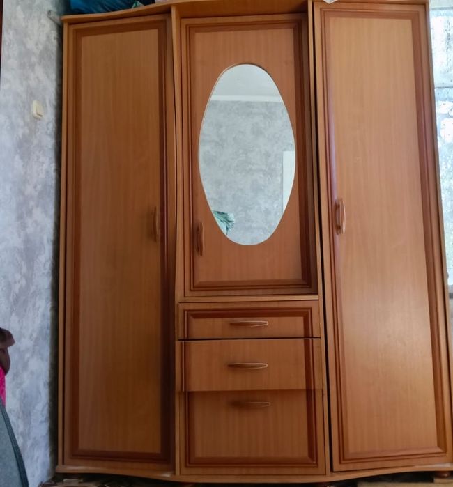 Спальный гарнитур