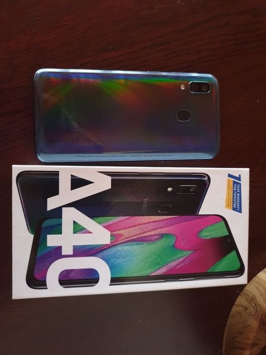 Samsung a40 holati yahshi
