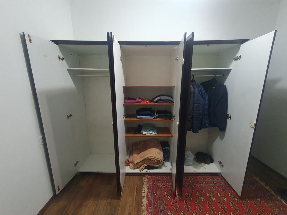 Шкаф для спальной