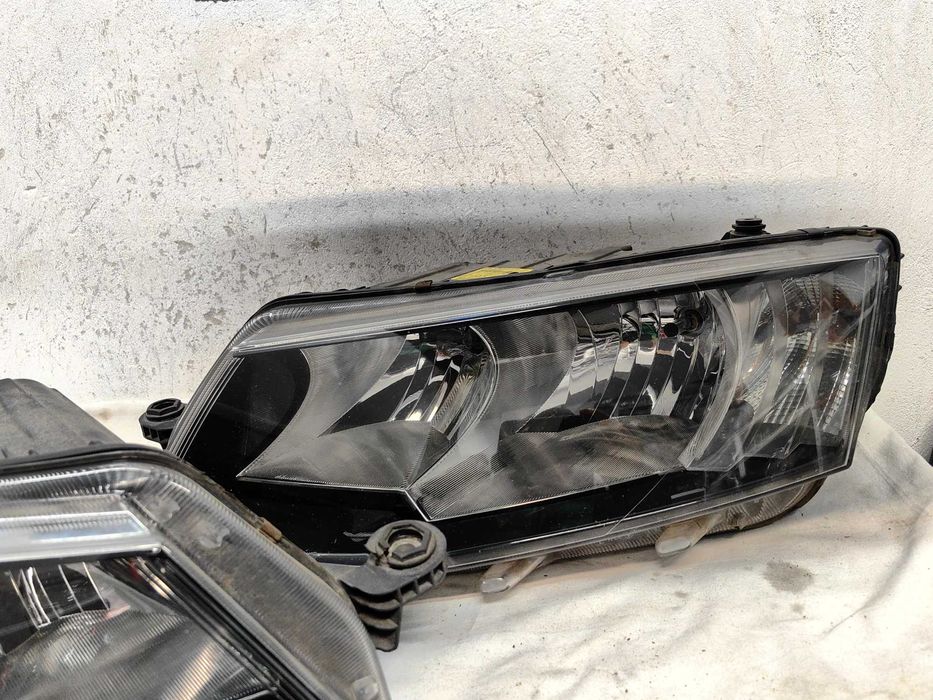 Оригинални   фарове  Шкода Октавия  Skoda Octavia
