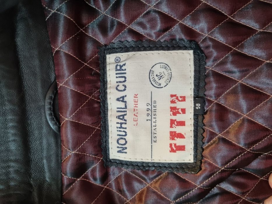 Vand geaca din piele de oaie cumparata din SPANIA